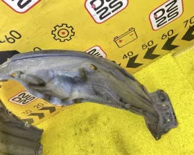 Подкрылок Toyota