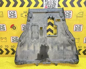 Защита двигателя Mazda