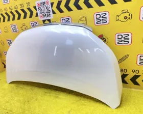 Капот Toyota