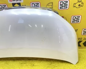 Капот Toyota