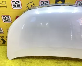Капот Toyota