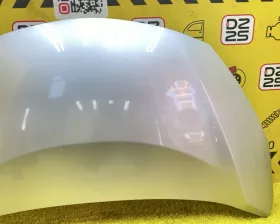 Капот Toyota