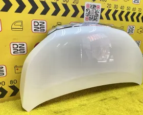 Капот Toyota