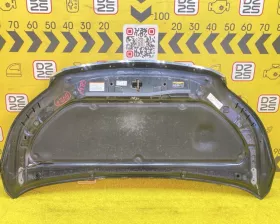Капот Toyota