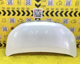 Капот Toyota