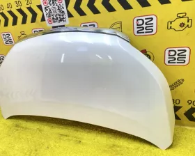 Капот Toyota