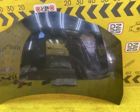Капот Toyota
