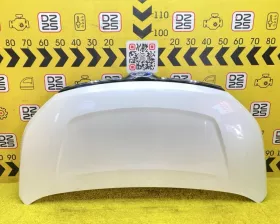 Капот Toyota