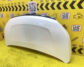 Капот Toyota