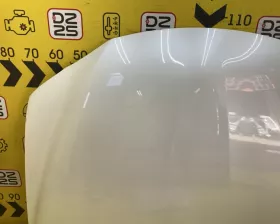 Капот Toyota