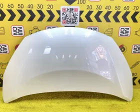 Капот Toyota