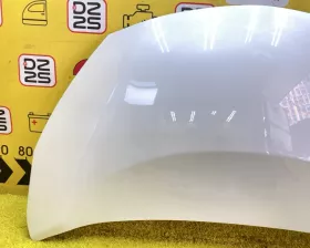 Капот Toyota