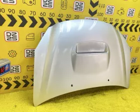 Капот Toyota