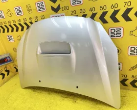 Капот Toyota