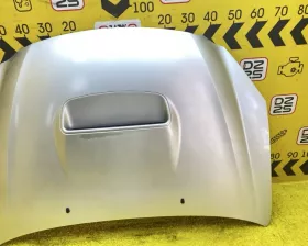 Капот Toyota