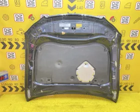 Капот Toyota
