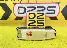 Блок управления стеклоподъемниками TOYOTA LAND CRUISER PRADO 2003 8404060010 VZJ121W 5VZFE, передний правый