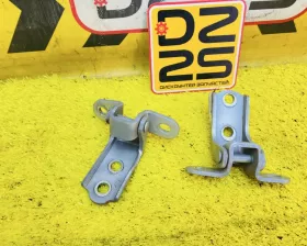 Петля дверная Toyota