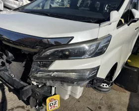 Фара Toyota