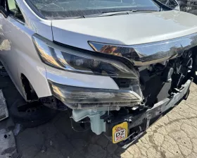 Фара Toyota
