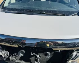 Капот Toyota