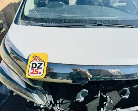 Капот Toyota