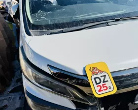 Капот Toyota