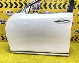 Дверь боковая Nissan