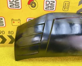 Капот Toyota
