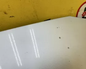 Капот Toyota