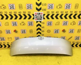 Капот Toyota
