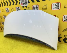 Капот Mitsubishi