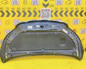 Капот Toyota