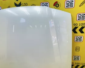 Капот Toyota