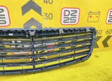 Решетка радиатора Mercedes-Benz S-CLASS 2005 A22188000839040 WDD221 M273E55|273961|273.961, передняя