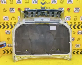 Капот Toyota