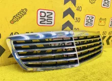 Решетка радиатора Mercedes-Benz S-CLASS 2008 A22188000839040 WDD221 M273E55|273961|273.961, передняя
