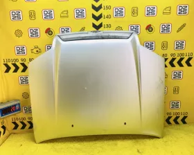 Капот Toyota