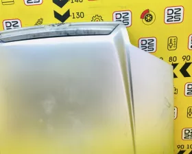 Капот Toyota