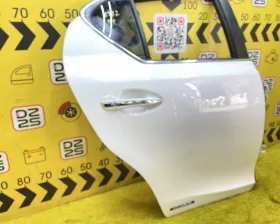 Дверь боковая Toyota
