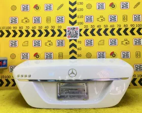 Крышка багажника Mercedes-Benz