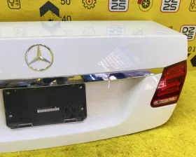 Крышка багажника Mercedes-Benz