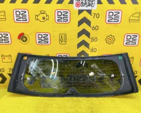 Стекло двери багажника Toyota