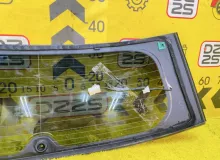 Стекло двери багажника LEXUS CT200H 2011 6810576050 ZWA10 2ZRFXE, заднее