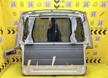 Дверь 5я TOYOTA HIACE 1995 6700526151 KZH106W 1KZTE, задняя