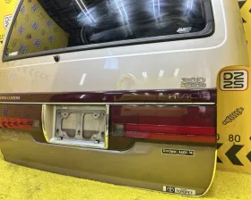 Дверь 5я Toyota