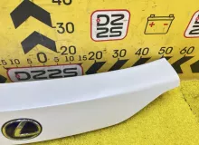 Накладка на дверь багажника LEXUS CT200H 2012 7680176020 ZWA10 2ZRFXE, задняя