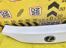 Накладка на дверь багажника LEXUS CT200H 2012 7680176020 ZWA10 2ZRFXE, задняя