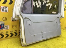 Дверь 5я MITSUBISHI DELICA 1999 MR125605 PD6W 6G72, задняя