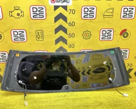 Стекло двери багажника Toyota